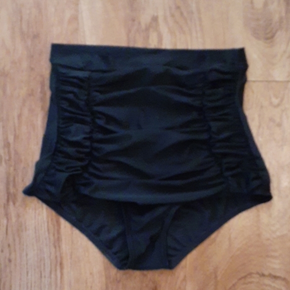 Unique Vintage Bathing Suit - Picture 2 of 7